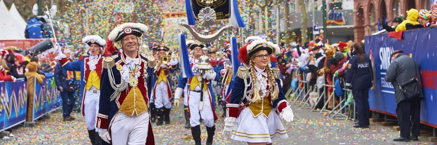 View of the Rosenmontag procession in Mainz, Rhineland-Palatinate